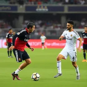 Ancelotti testa Rayan e Léo Pereira em último ensaio antes de amistoso contra o Egito