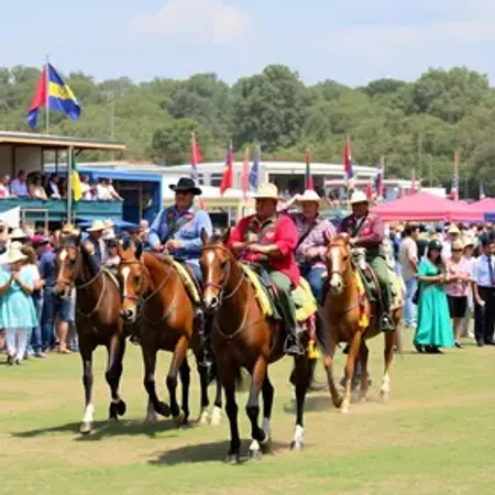 1ª Cavalgada da ExpoMatupá entra para a história com grande participação popular