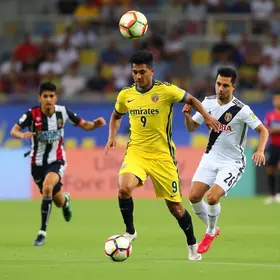 Santos goleia Universidad Central na Venezuela e abre vantagem nos playoffs da Sul