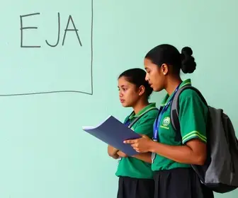 MEC promove aulão para centenas de estudantes da EJA em PE